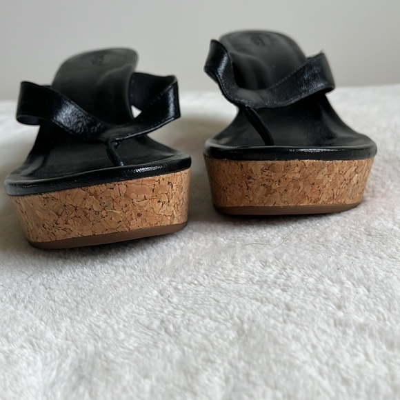 UGG leather wedge thong sandals sz 8,5 - Picture 6 of 10